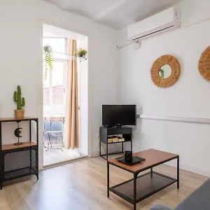 https://sagrada-familia-comfy-apartment.catalonia-hotels.com