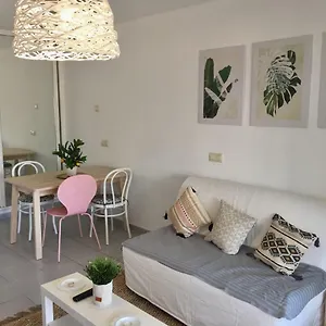 Luxury Estudio En Playa Roca A Primera Linea Del Mar Apartment Costa Teguise