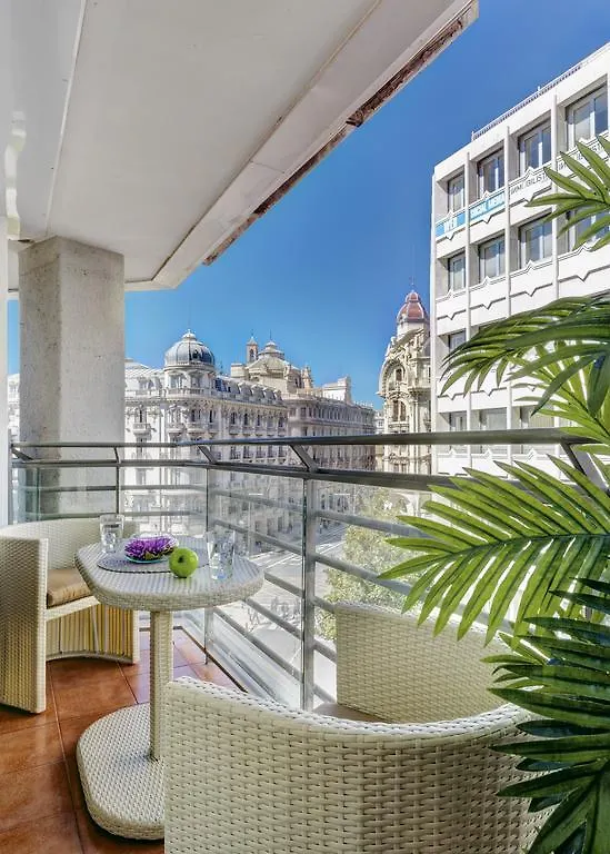 Genteel Home Isabel La Catolica Apartment